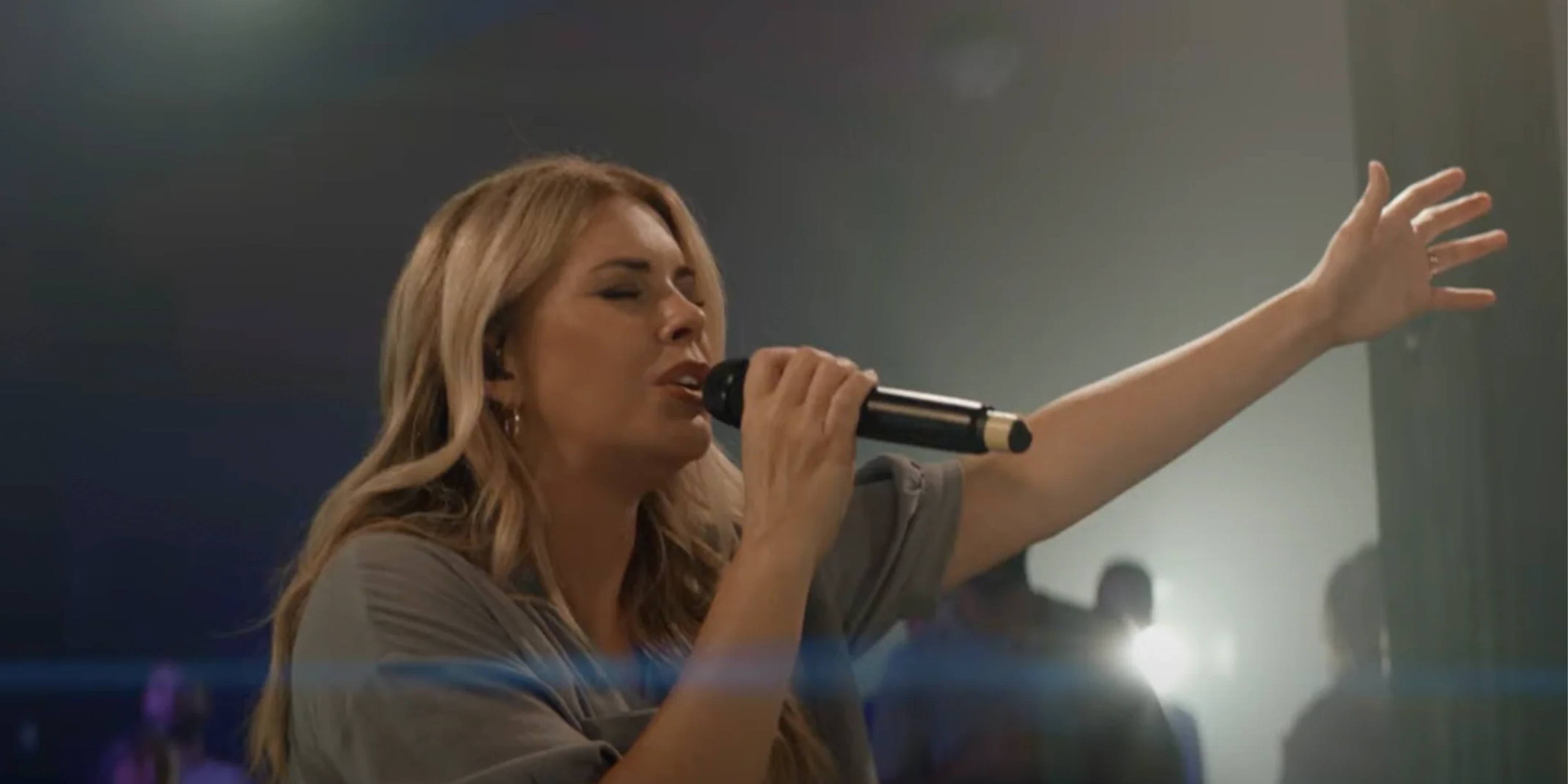 Load video: Video alt text